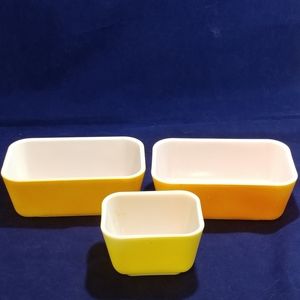 Vintage Pyrex Yellow and Orange Refrigerator Dises